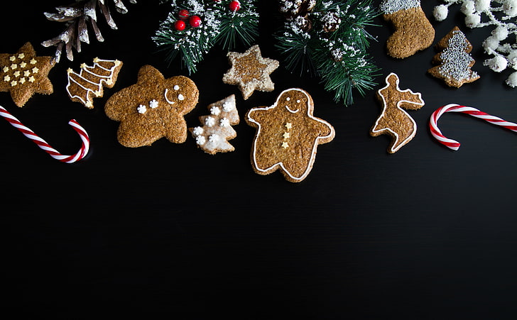 Xmas Gingerbread Man, Holidays, Christmas, Winter, Black, Background, Candy, Merry, Xmas, Sweets, Festive, Seasonal, Shapes, cookies, delicious, Celebration, Traditional, Food, dessert, Candies, Gingerbread, decorations, Tasty, 2017, pinecones, GingerbreadMan, ConiferCones, gingerbreadstar, gingerbreadtree, gingerbreadsock, candycanes, firtreebranch, HD wallpaper
