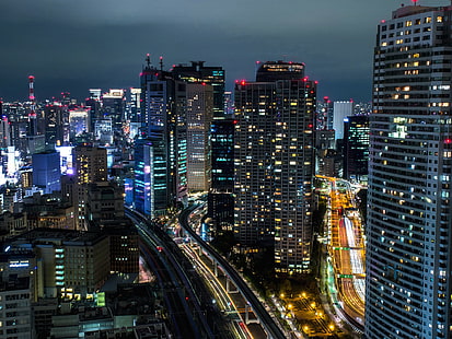 сива високоетажна сграда, градски пейзаж, нощ, Токио, HD тапет HD wallpaper