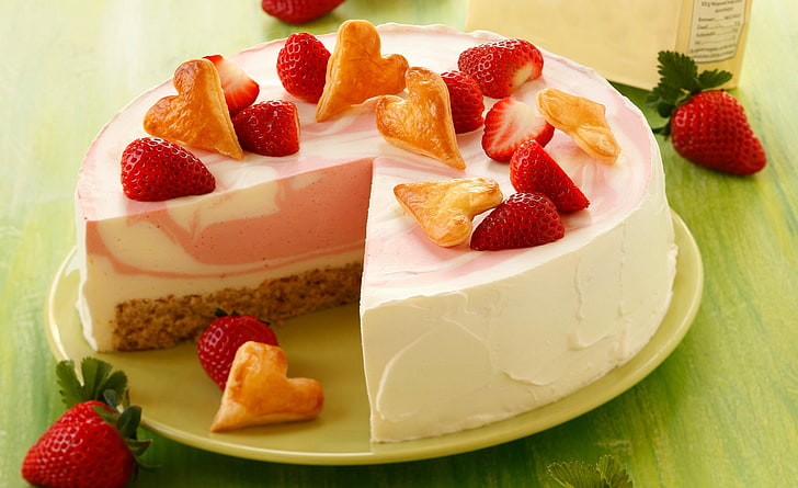 berries, heart, food, strawberry, cake, cream, dessert, hearts, sweet, cheesecake, strawberries, HD wallpaper