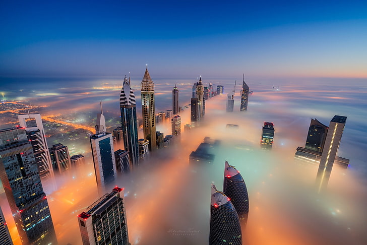 gray concrete buildings, night, the city, lights, fog, Dubai, UAE, HD wallpaper