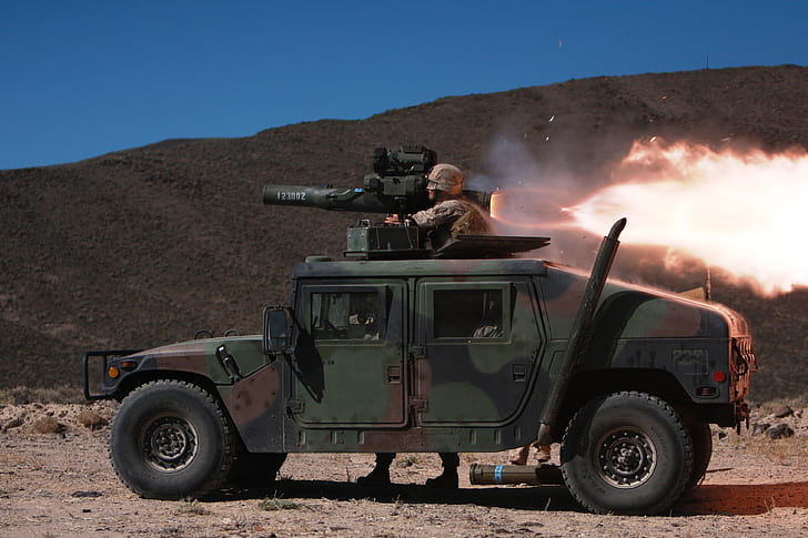 vehículos de bomberos del ejército hummer cohete humvee ataque de arte militar remolque 3888x2592 Aviones militares HD Art, fuego, ejército, Fondo de pantalla HD