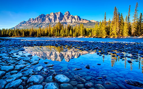캐나다의 밴프 국립 공원 앨버타 아름다운 산 강 돌 풍경 사진 Hd 벽지 고화질 2048 × 1280, HD 배경 화면 HD wallpaper