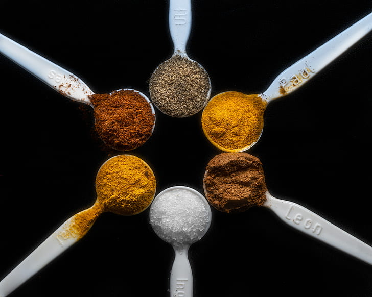 cinnamon, pepper, salt, saffron, Turmeric, Cayenne papper, HD wallpaper