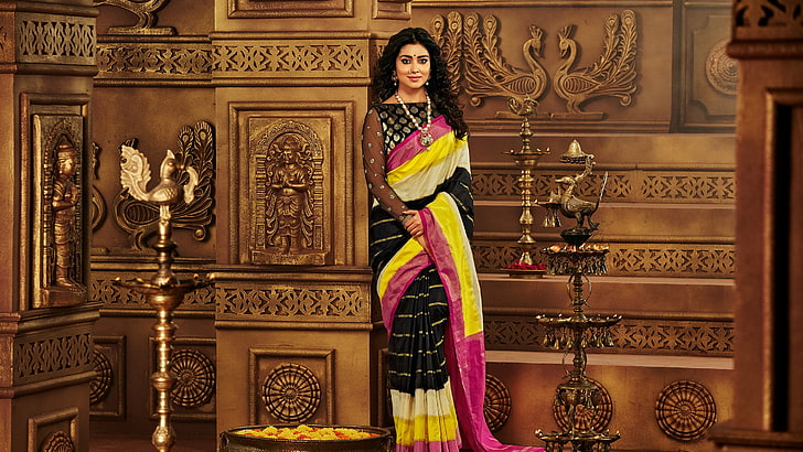 Aktris Shriya Saran di Saree, Aktris, Shriya, Saree, Saran, Wallpaper HD