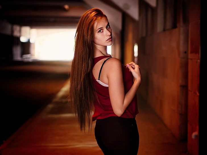 Adriano Perticone, women, model, long hair, looking at viewer, redhead, rear view, depth of field, straight hair, HD wallpaper