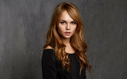 Anastasia Scheglova, Porträt, einfacher Hintergrund, Frauen, gewelltes Haar, HD-Hintergrundbild HD wallpaper