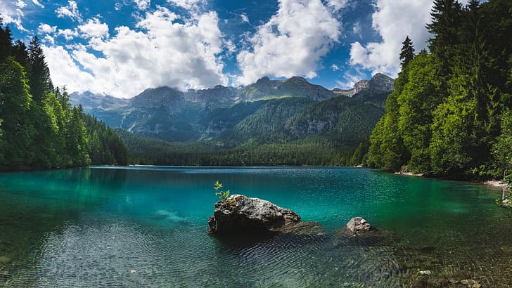 nature, landscape, clouds, sky, water, trees, forest, mountains, clear water, lake, Lago di Tovel, Italy, HD wallpaper