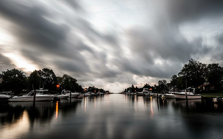 Resting Boats, lake, rest, boats, night, clouds, HD wallpaper
