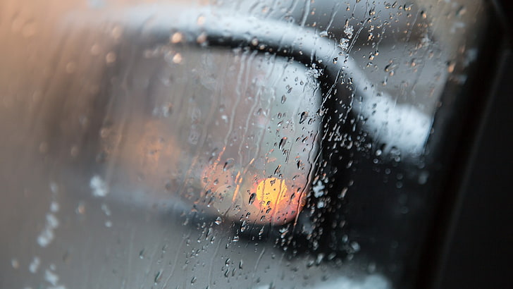 белый и красный пакет с надписью, автомобиль, зеркало, дождь, вода, HD обои
