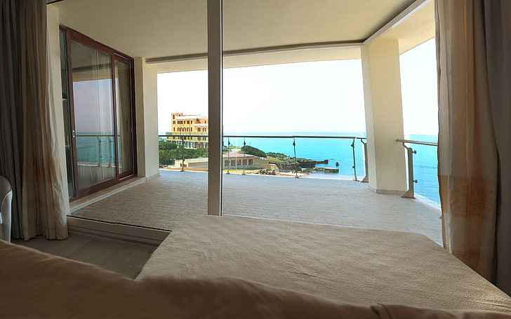 biały materac, łóżko, balkon, hotel, Tapety HD
