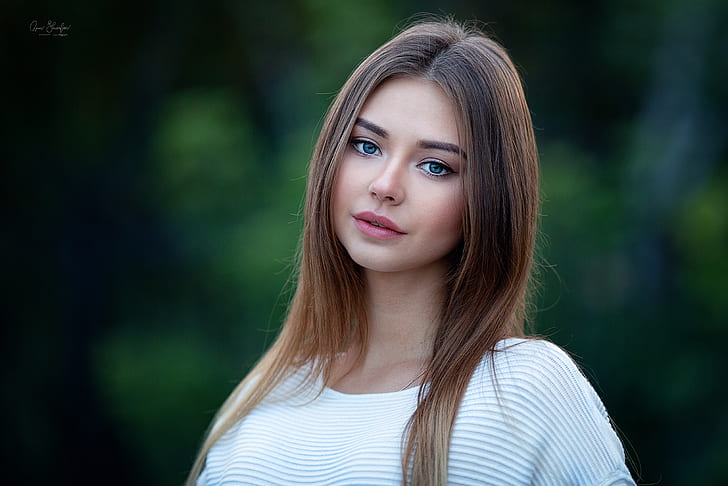 Polina Kostyuk, women, model, brunette, blue eyes, looking at viewer, face, outdoors, portrait, depth of field, women outdoors, white sweater, HD wallpaper