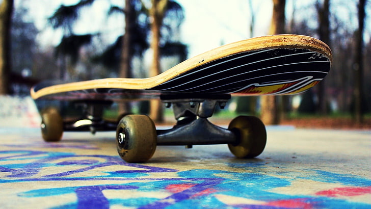 black and yellow skateboard, skateboarding, skate, board, wheels, HD wallpaper