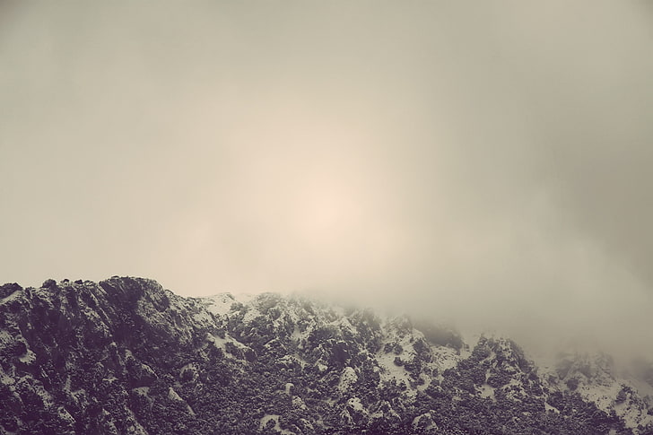 montagne couverte de neige, montagnes, photographie, nature, paysage, brume, Fond d'écran HD