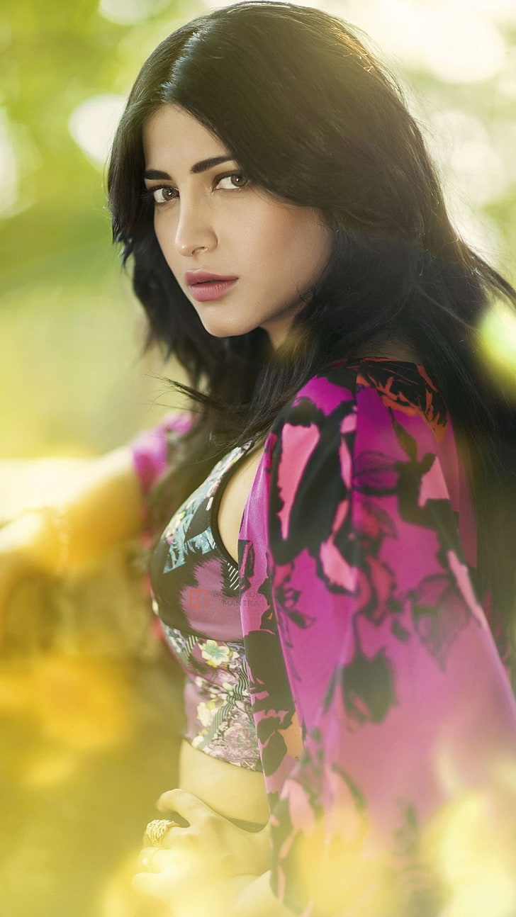 Shruti Hassan linda, top sem mangas preto, roxo e branco feminino, celebridades femininas, Shruti Haasan, bollywood, atriz, HD papel de parede, papel de parede de celular