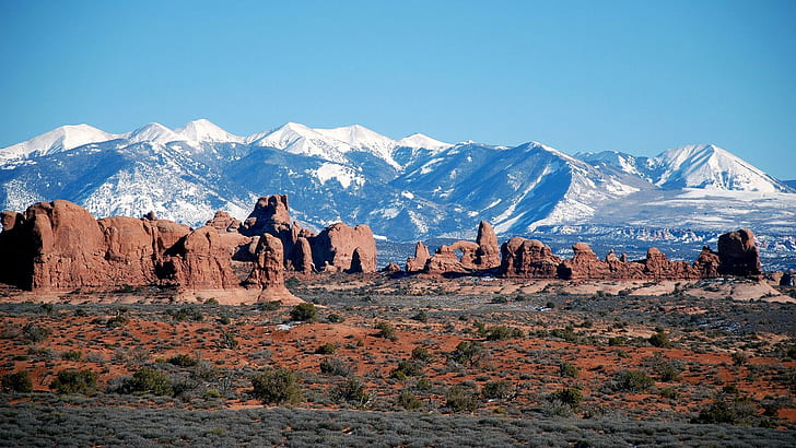Moab Mountine, snow, moab, grass, mountains, nature and landscapes, HD wallpaper
