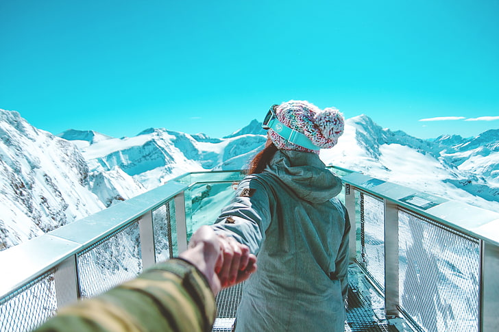 nature, women outdoors, mountains, snow, holding hands, hands, sky, blurred, women, HD wallpaper