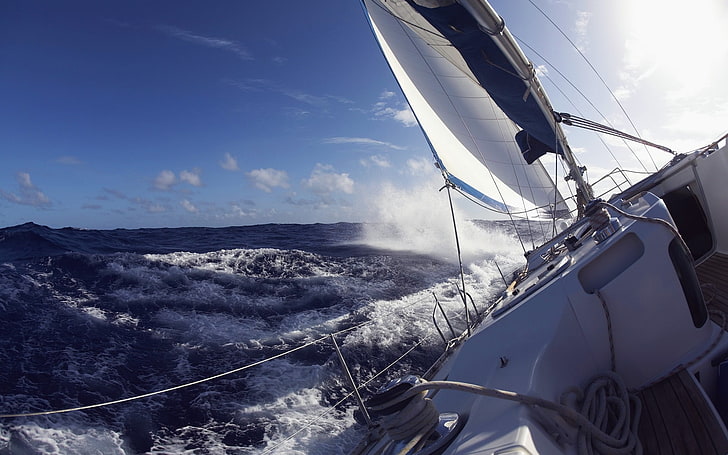 gunung bersalju speedboat view pada siang hari, berlayar, laut, ombak, perahu layar, Wallpaper HD