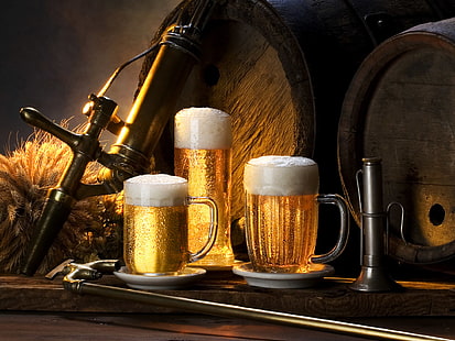 Mehrere Bierkrüge, Schaum, Bier, Fässer, HD-Hintergrundbild HD wallpaper