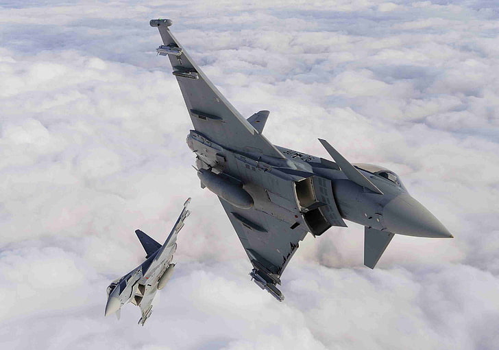 grauer Kampfjet, Eurofighter Typhoon, Düsenjäger, Flugzeug, Flugzeug, Himmel, Militärflugzeug, Fahrzeug, Militär, Luftwaffe, HD-Hintergrundbild