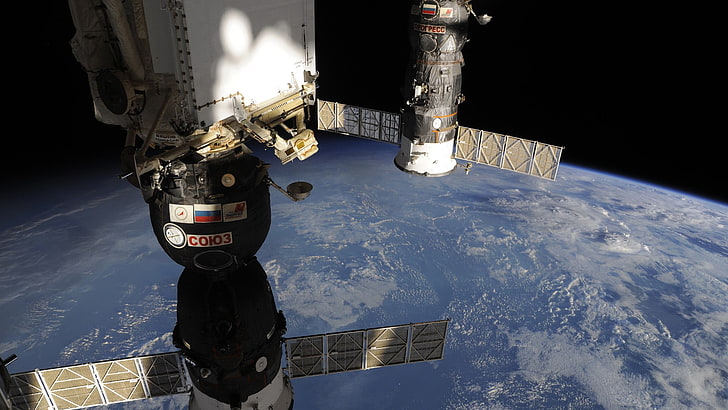 svart och grå satellit, International Space Station, Roscosmos State Corporation, NASA, Progress, Soyuz, ESA, space, Earth, Roscosmos, HD tapet