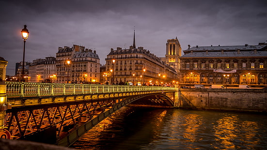 France Paris Pont D'arcole La Nuit Papier Peint De Bureau Hd Pour Tablette Pc Et Mobile 3840 × 2160, Fond d'écran HD HD wallpaper
