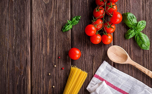 Italiensk spagetti, mat och dryck, peppar, kök, mat, sked, italiensk, tomater, spagetti, kock, basilika, bakning, gastronomi, ingredienser, HD tapet HD wallpaper