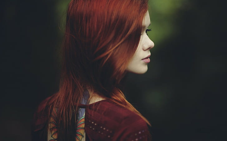 المرأة أحمر الشعر السلس الوشم، خلفية HD