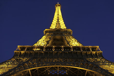 夜の時間、パリ-エッフェル塔、フランス、エッフェル塔、フランス、有名な場所、塔、建築、ヨーロッパ、旅行目的地、フランスの文化、都市、都市景観、観光、旅行、都市のシーンの間にワームアイビュー、 HDデスクトップの壁紙 HD wallpaper