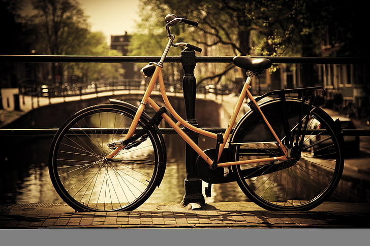 brown city bicycle, bridge, bike, the city, fence, Amsterdam, channel, Netherlands, Nederland, HD wallpaper