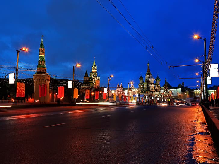 road, night, bridge, the city, lights, the evening, Moscow, The Kremlin, St. Basil's Cathedral, Russia, Spasskaya tower, capital, Bolshoy Moskvoretsky bridge, HD wallpaper
