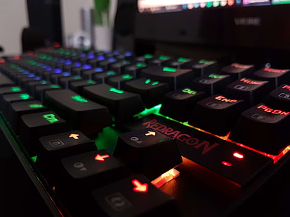 الإضاءة الخلفية ، لوحة مفاتيح الكمبيوتر ، اللاعب ، الألعاب ، ميكانيكي ، ريدراجون ، RGB، خلفية HD HD wallpaper