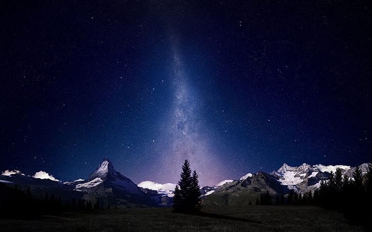 السماء الليلية لجبال الألب السويسرية ، رسم أشجار الصنوبر وسلسلة الجبال ، الليل ، جبال الألب ، سويسرا، خلفية HD