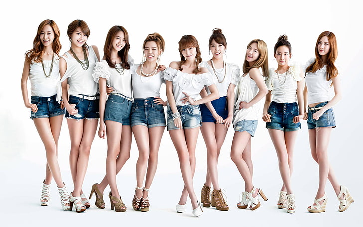 กลุ่มผู้หญิง, โซนยอชิแด, Girls 'Generation, นักดนตรี, นักร้อง, ควอนยูริ, ซูยอง, ยุนอา, เสื้อผ้าสีขาว, ซันนี่, เจสสิก้าจอง, ทิฟฟานี่ฮวาง, ฮโยยอน, คิมแทยอน, ซอฮยอน, กางเกงยีนส์, เคป๊อป, วอลล์เปเปอร์ HD
