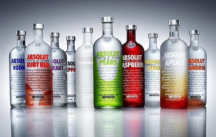Absolut vodka bottle lot, Абсолют, водка, напиток, бутылки, бар, отражение, простой фон, HD обои