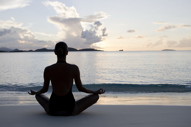 mujer, mar, playa, yoga, meditación, Fondo de pantalla HD