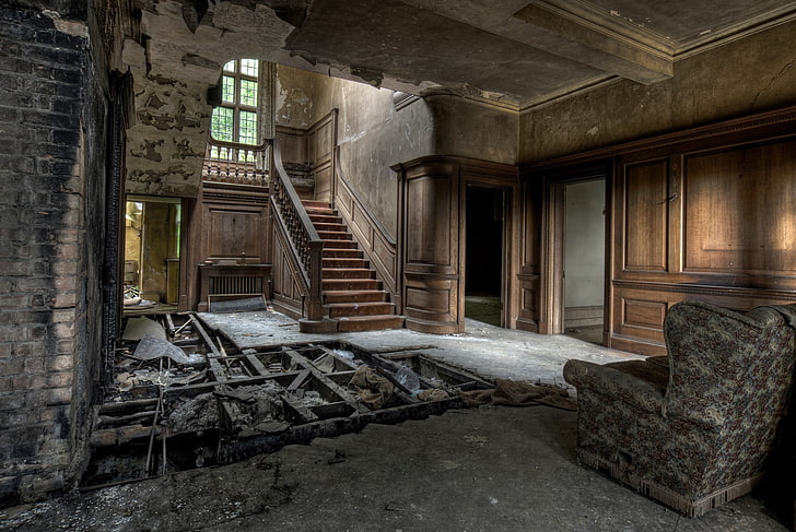 коричневая деревянная лестница, руины, интерьер, здание, заброшенный, HD обои