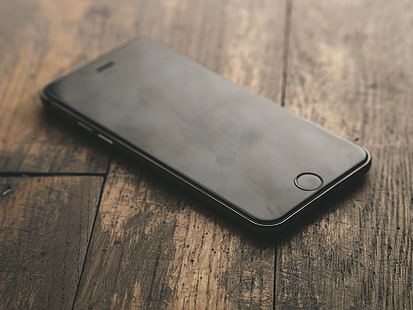 黒いiPhone 7、iPhone、木材、7秒、スマートフォン、 HDデスクトップの壁紙 HD wallpaper