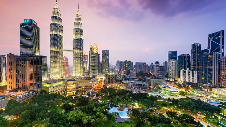 Kuala Lumpur, Malezja, obszar metropolitalny, pejzaż miejski, wieże Petronas, obszar miejski, sylwetka na tle nieba, metropolia, drapacz chmur, punkt orientacyjny, wieżowiec, niebo, Azja, wieża, Tapety HD
