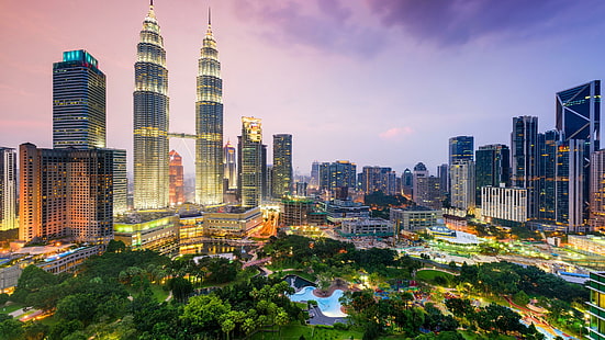 Kuala Lumpur, Malezja, obszar metropolitalny, pejzaż miejski, wieże Petronas, obszar miejski, sylwetka na tle nieba, metropolia, drapacz chmur, punkt orientacyjny, wieżowiec, niebo, Azja, wieża, Tapety HD HD wallpaper