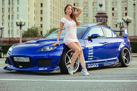 жени, рокля, маратонки, кола, жени на открито, Mazda RX-8, ротационни двигатели, HD тапет HD wallpaper