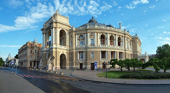 Ukraine, Odessa, Opera house, street, Ukraine, lights, clouds, trees, building, the sky, Odessa, Opera house, HD wallpaper HD wallpaper