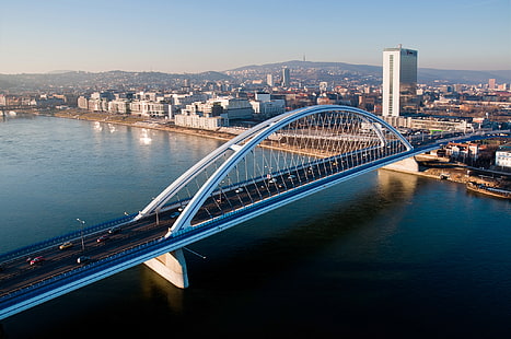 arsitektur, modern, bangunan, cityscape, pencakar langit, kota, Bratislava, Slovakia, pandangan mata burung, jembatan, sungai, Donau, mobil, Wallpaper HD HD wallpaper