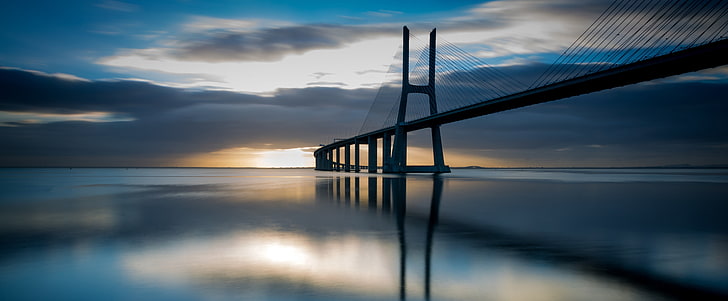 struttura in metallo bianco e nero, Ponte Vasco da Gama, Lisbona, alba, paesaggio, Sfondo HD