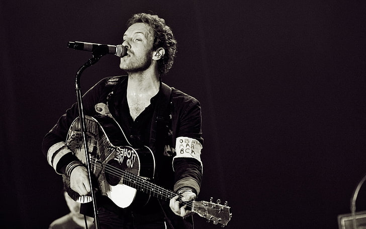 Coldplay vocalist, coldplay, singing, microphone, guitar, solo, HD wallpaper