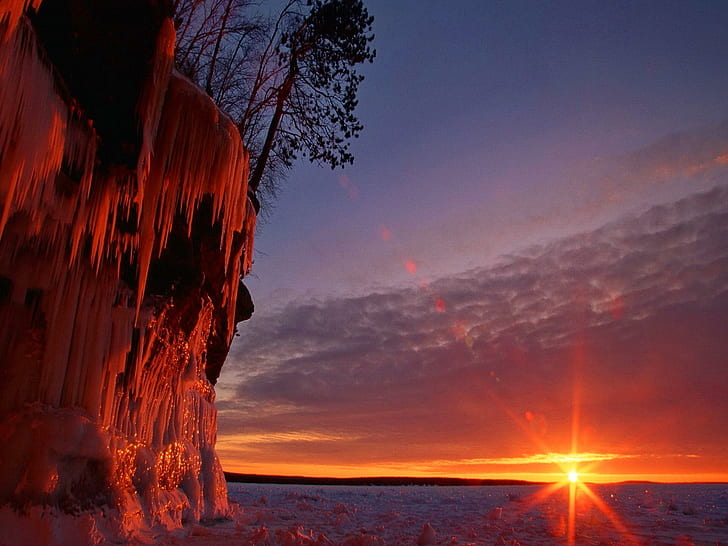 Red Rocks Lit By The Sun, lovely, rays, beautiful, rocks, sunset, dazzling, desert, amazing, canyon, sunrise, sunshine, HD wallpaper