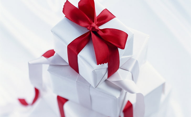 2011 Noel hediyeleri, beyaz hediye kutu kırmızı kurdele, tatil, Noel, 2011, hediyeler, mutlu Noeller, sunar, HD masaüstü duvar kağıdı