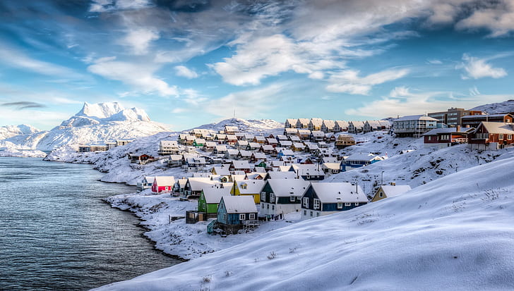 Groenlandia, invierno, azul, cielo, nieve, colorido, casa, cian, luz solar, lago, nubes, colinas, Fondo de pantalla HD