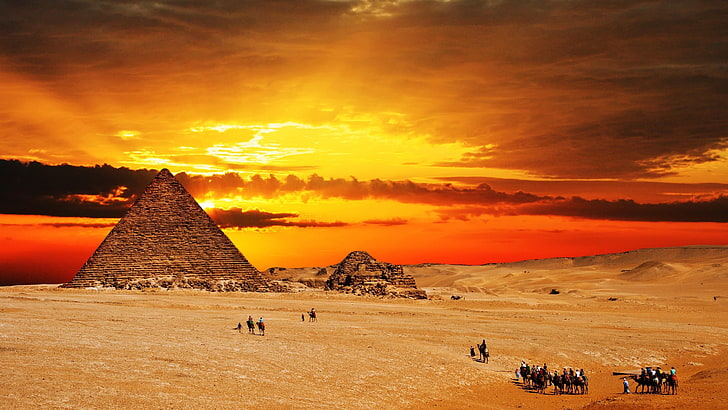 hill, camels, camel, orange sky, red sky, egypt, giza, al haram, monument, evening, giza pyramid complex, sky, sunlight, egyptian pyramids, pyramid, landscape, desert, cloud, sunset, sand, afterglow, horizon, HD wallpaper