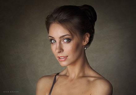 Sean Archer, wanita, Anastasiya Peredistova, wajah, potret, latar belakang sederhana, Wallpaper HD HD wallpaper
