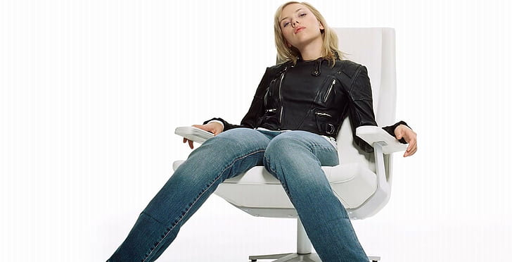 Scarlett Johansson, femmes, actrice, assise, jeans, vestes en cuir, Fond d'écran HD